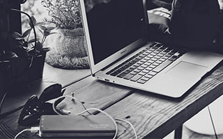 意甲：关于米兰左右后卫引援的最新进展，杜埃分歧很大，左后卫新增两目标